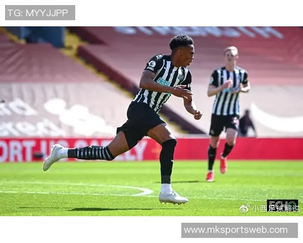 纽卡斯尔有意引进21岁欧塞尔中场达努瓦樱桃报价遭拒绝