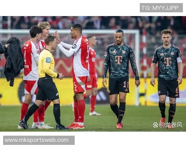 国米欲引进拜仁后卫于帕面临挑战拜仁计划续约球员