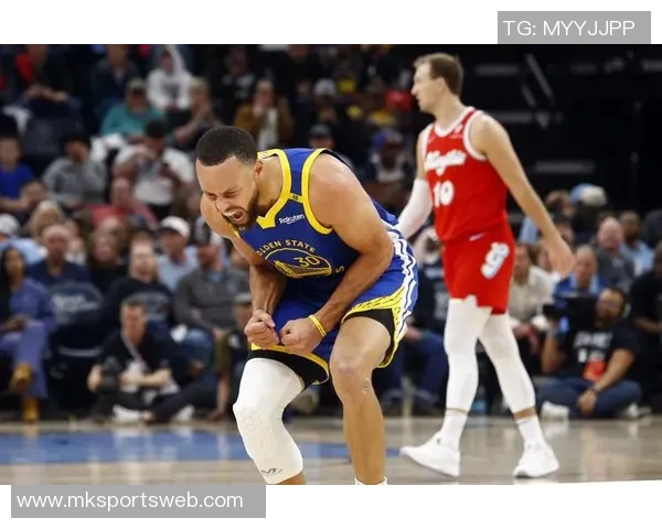 库里37岁依然神勇近三场场均343分助攻5次三分命中率超54