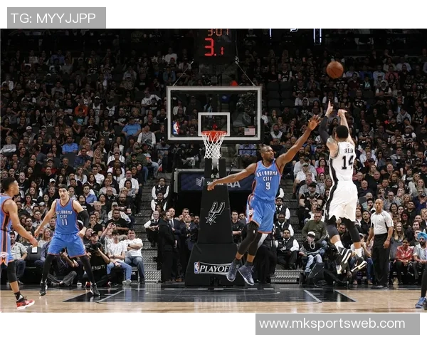 三队争锋相对马刺雷霆勇士各自克敌展现强大实力与战术较量