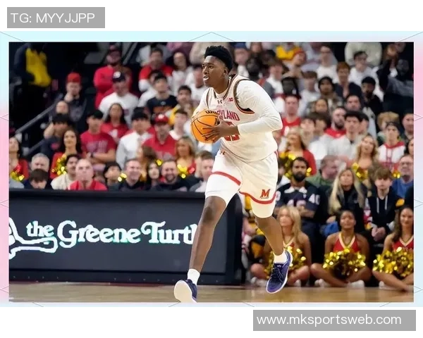 新秀中锋奎因表现起伏10投仅3中贡献9分8篮板3助攻2盖帽2失误