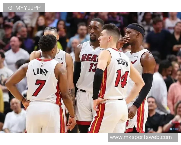 追梦时刻小佩顿表现亮眼巴特勒关键时刻掌控比赛局势