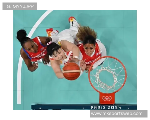 新秀杰明表现抢眼半场6中3贡献8分3板5助1断展现潜力