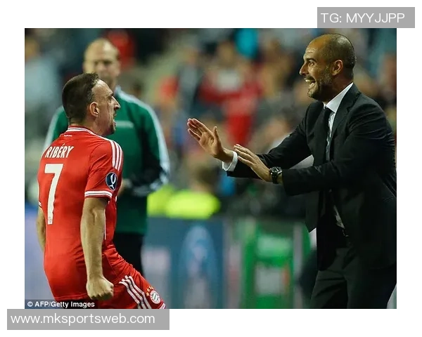 荷兰足球传奇里杰卡尔德亲临王博豪社交媒体激励球员奋勇向前