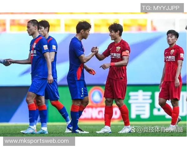 海牛门前连续进攻未果VAR判罚越位导致进球无效引发争议 海牛门前连续进攻未果VAR判罚越位导致进球无效引发争议