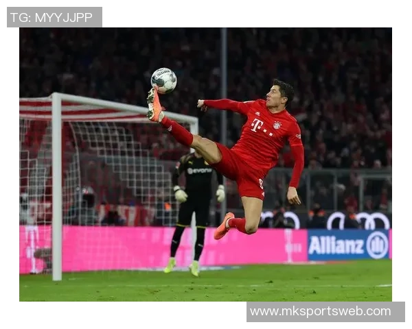 莱万感慨黄老板新专辑印在国家德比球衣上意义非凡