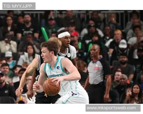 克尼佩尔状态火热近三场场均24分8板三分命中率超高表现引发关注